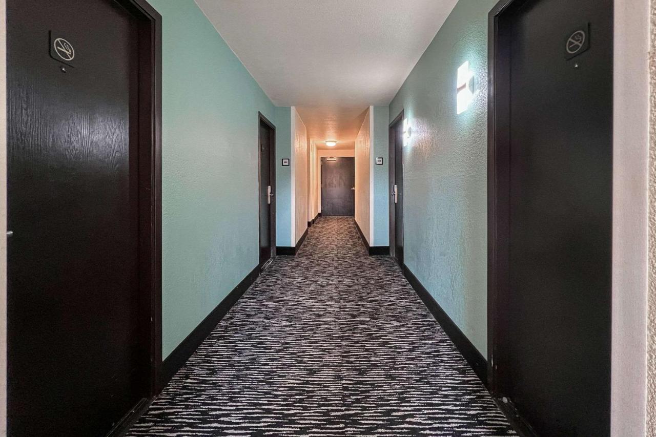Quality Inn Portland Airport Pdx Esterno foto