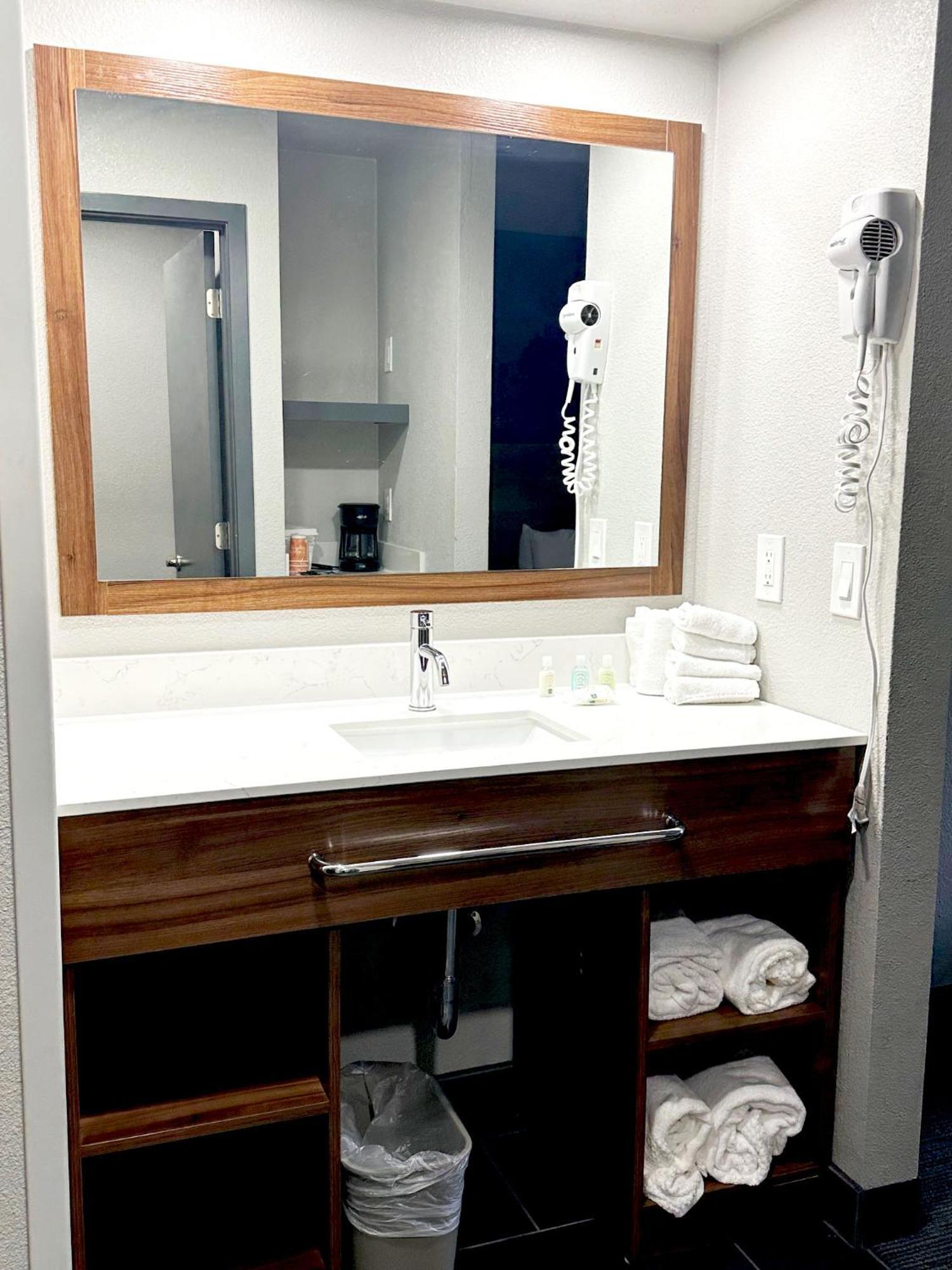 Quality Inn Portland Airport Pdx Esterno foto